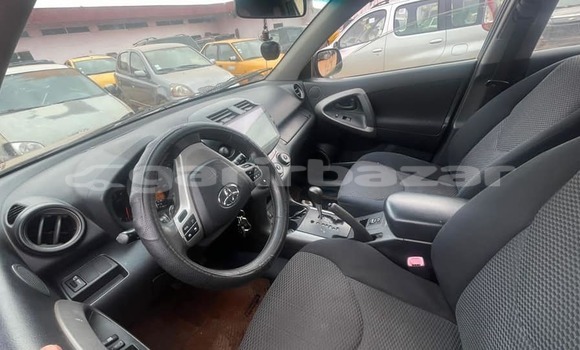 Acheter Occasion Voiture Toyota RAV4 Noir à Douala, Littoral Cameroon Acheter Occasion Voiture Toyota RAV4 Noir à Douala, Littoral Cameroon