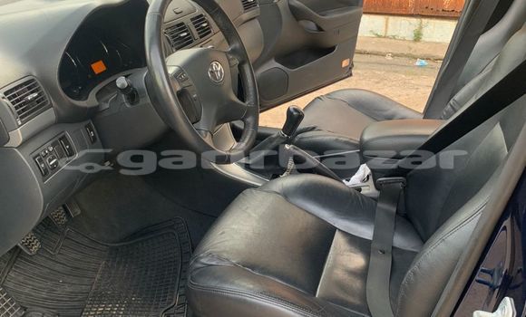 Buy Used Toyota Avensis Blue Car in Douala in Littoral Cameroon Buy Used Toyota Avensis Blue Car in Douala in Littoral Cameroon