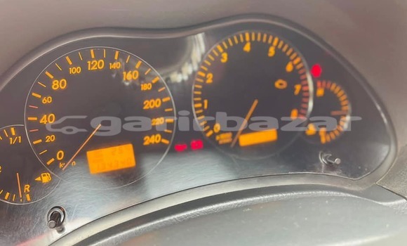 Acheter Occasion Voiture Toyota Avensis Noir à Yaoundé, Central Cameroon Acheter Occasion Voiture Toyota Avensis Noir à Yaoundé, Central Cameroon