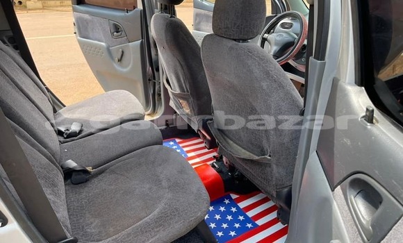 Acheter Occasion Voiture Toyota Yaris Autre à Yaoundé, Central Cameroon Acheter Occasion Voiture Toyota Yaris Autre à Yaoundé, Central Cameroon