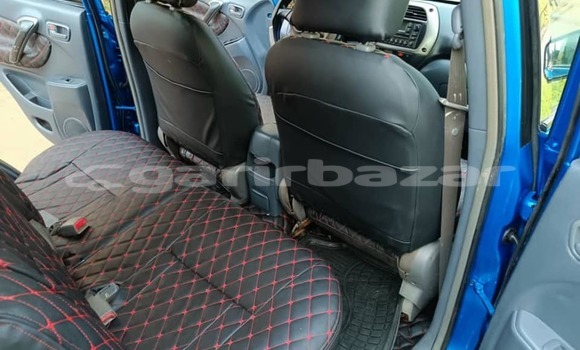 Acheter Occasion Voiture Toyota RAV4 Bleu à Douala, Littoral Cameroon Acheter Occasion Voiture Toyota RAV4 Bleu à Douala, Littoral Cameroon