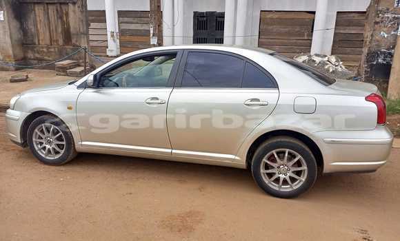 Sayi Na hannu Toyota Avensis Sauran Mota in Douala a Ƙasar Kamaru Sayi Na hannu Toyota Avensis Sauran Mota in Douala a Ƙasar Kamaru