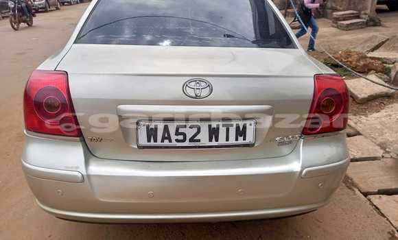 Sayi Na hannu Toyota Avensis Sauran Mota in Douala a Ƙasar Kamaru Sayi Na hannu Toyota Avensis Sauran Mota in Douala a Ƙasar Kamaru