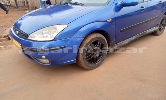 Sayi Na hannu Ford Focus Blue Mota in Douala a Ƙasar Kamaru Sayi Na hannu Ford Focus Blue Mota in Douala a Ƙasar Kamaru