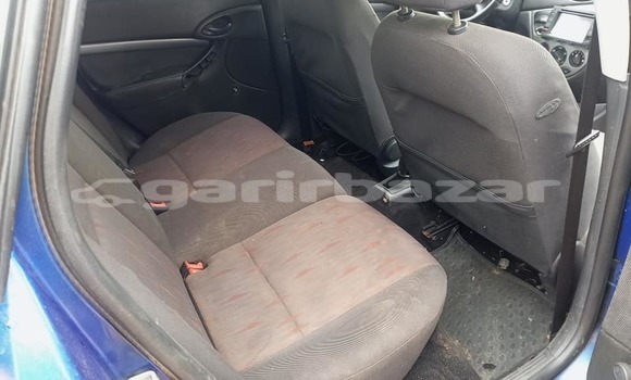 Sayi Na hannu Ford Focus Blue Mota in Douala a Ƙasar Kamaru Sayi Na hannu Ford Focus Blue Mota in Douala a Ƙasar Kamaru