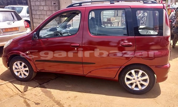 Acheter Occasion Voiture Toyota Yaris Rouge à Douala, Littoral Cameroon