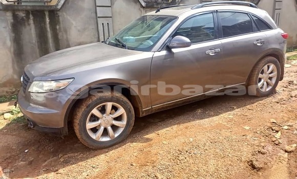Sayi Na hannu Infiniti FX Sauran Mota in Yaounde a Babban Kamaru