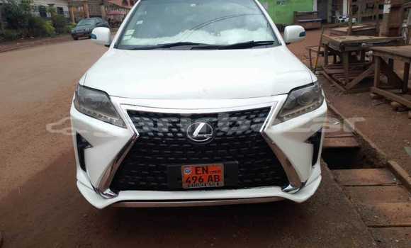 Sayi Na hannu Lexus RX 350 White Mota in Yaounde a Babban Kamaru Sayi Na hannu Lexus RX 350 White Mota in Yaounde a Babban Kamaru
