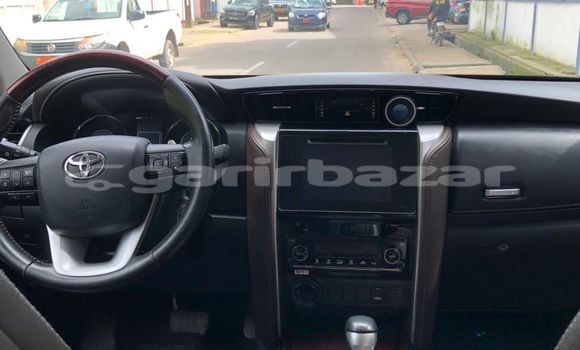 Buy Used Toyota Fortuner White Car in Douala in Littoral Cameroon Buy Used Toyota Fortuner White Car in Douala in Littoral Cameroon