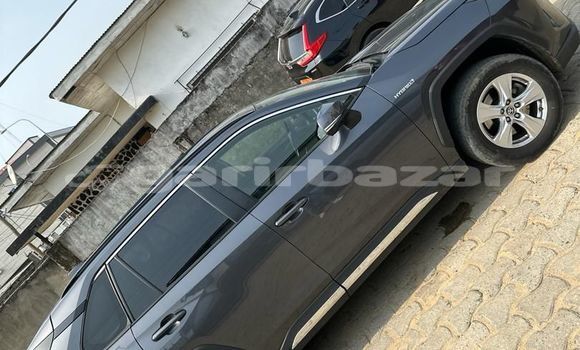 Acheter Import Voiture Toyota RAV4 Gris à Douala, Littoral Cameroon Acheter Import Voiture Toyota RAV4 Gris à Douala, Littoral Cameroon