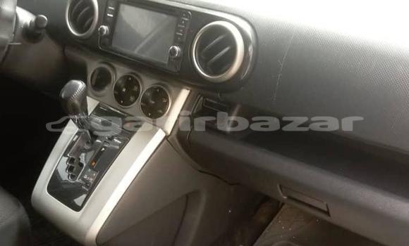 Acheter Import Voiture Toyota Corolla Rumion Blanc à Douala, Littoral Cameroon Acheter Import Voiture Toyota Corolla Rumion Blanc à Douala, Littoral Cameroon