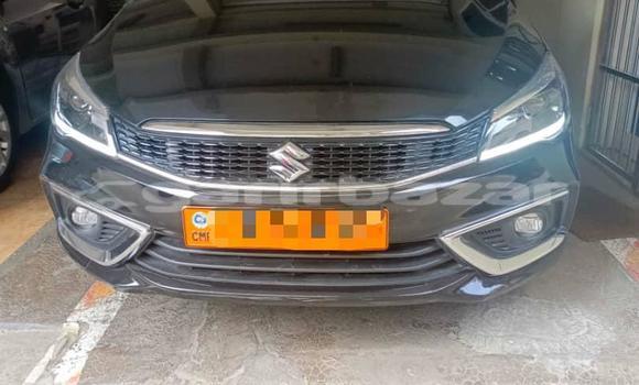 Sayi Na hannu Suzuki Ciaz Black Mota in Douala a Ƙasar Kamaru