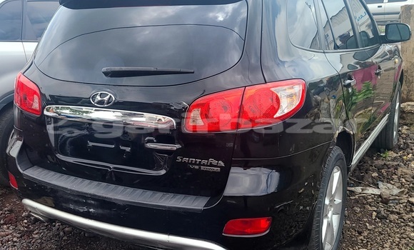 Buy Import Hyundai Santa Fe Black Car in Douala in Littoral Cameroon