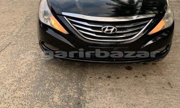 Sayi Imported Hyundai Sonata Black Mota in Douala a Ƙasar Kamaru