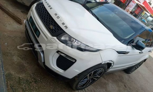 Acheter Import Voiture Range Rover Evoque Blanc à Douala, Littoral Cameroon Acheter Import Voiture Range Rover Evoque Blanc à Douala, Littoral Cameroon