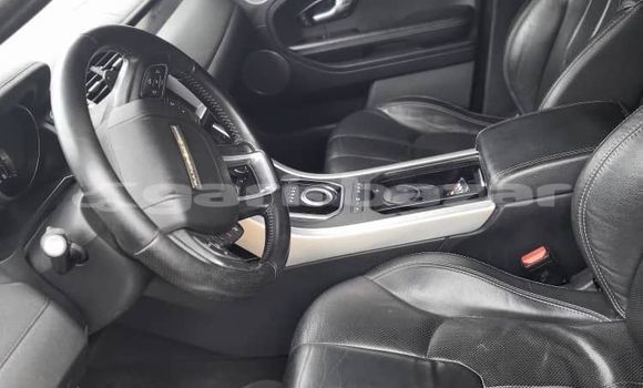 Acheter Import Voiture Range Rover Evoque Blanc à Douala, Littoral Cameroon Acheter Import Voiture Range Rover Evoque Blanc à Douala, Littoral Cameroon