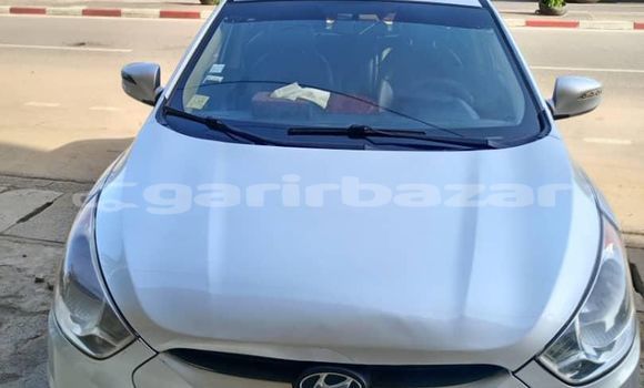 Buy Used Hyundai Tucson Silver Car in Douala in Littoral Cameroon Buy Used Hyundai Tucson Silver Car in Douala in Littoral Cameroon