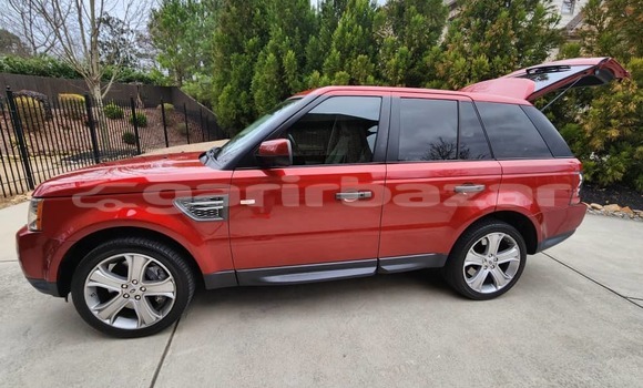 Sayi Imported Land Rover Range Rover Sport Red Mota in Douala a Ƙasar Kamaru Sayi Imported Land Rover Range Rover Sport Red Mota in Douala a Ƙasar Kamaru