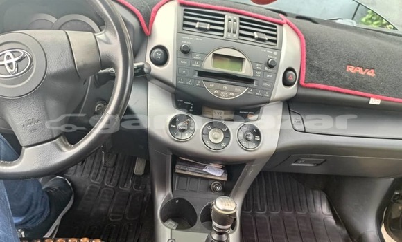 Acheter Occasion Voiture Toyota RAV4 Gris à Douala, Littoral Cameroon Acheter Occasion Voiture Toyota RAV4 Gris à Douala, Littoral Cameroon