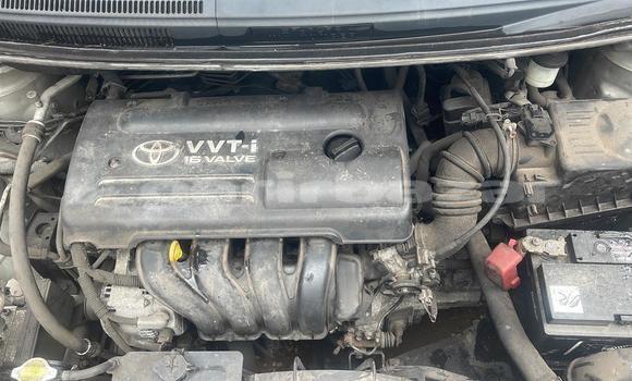 Sayi Imported Toyota Corolla II Azurfa Mota in Douala a Ƙasar Kamaru Sayi Imported Toyota Corolla II Azurfa Mota in Douala a Ƙasar Kamaru