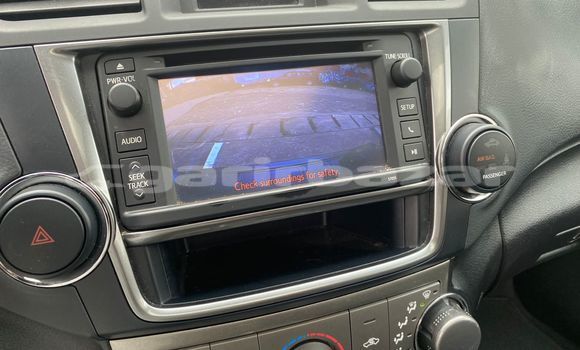 Buy Import Toyota Highlander Black Car in Douala in Littoral Cameroon Buy Import Toyota Highlander Black Car in Douala in Littoral Cameroon