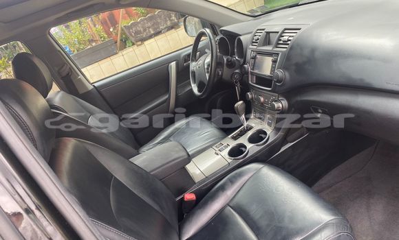 Buy Import Toyota Highlander Black Car in Douala in Littoral Cameroon Buy Import Toyota Highlander Black Car in Douala in Littoral Cameroon