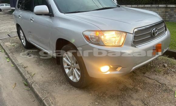 Acheter Occasion Voiture Toyota Highlander Gris à Douala, Littoral Cameroon Acheter Occasion Voiture Toyota Highlander Gris à Douala, Littoral Cameroon