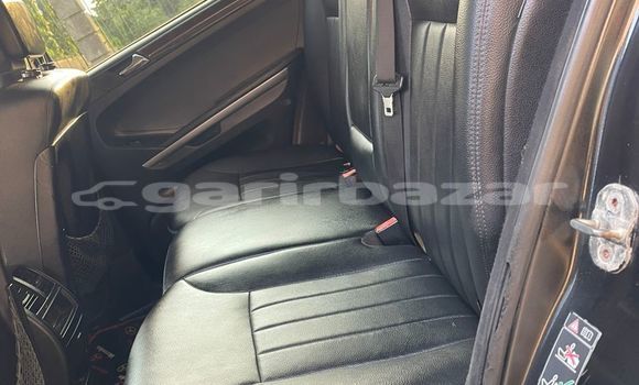 Buy Used Mercedes‒Benz ML–Class Black Car in Douala in Littoral Cameroon Buy Used Mercedes‒Benz ML–Class Black Car in Douala in Littoral Cameroon