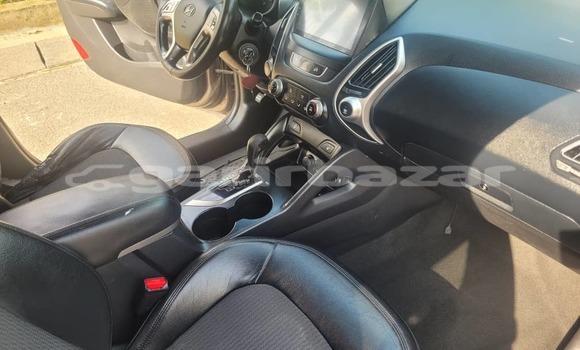 Buy Import Hyundai Tucson Brown Car in Douala in Littoral Cameroon Buy Import Hyundai Tucson Brown Car in Douala in Littoral Cameroon