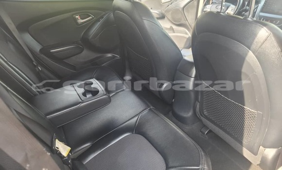 Buy Import Hyundai Tucson Brown Car in Douala in Littoral Cameroon Buy Import Hyundai Tucson Brown Car in Douala in Littoral Cameroon