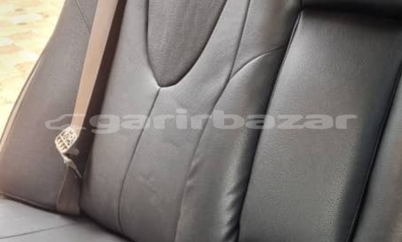 Sayi Na hannu Toyota Camry Black Mota in Yaounde a Babban Kamaru Sayi Na hannu Toyota Camry Black Mota in Yaounde a Babban Kamaru