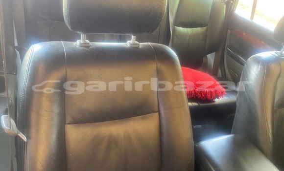 Sayi Na hannu Toyota Land Cruiser Prado Sauran Mota in Yaounde a Babban Kamaru Sayi Na hannu Toyota Land Cruiser Prado Sauran Mota in Yaounde a Babban Kamaru