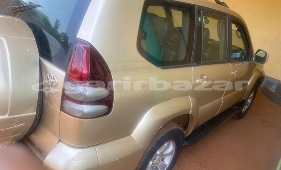 Sayi Na hannu Toyota Land Cruiser Prado Sauran Mota in Yaounde a Babban Kamaru Sayi Na hannu Toyota Land Cruiser Prado Sauran Mota in Yaounde a Babban Kamaru