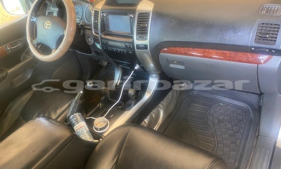 Sayi Na hannu Toyota Land Cruiser Prado Sauran Mota in Yaounde a Babban Kamaru Sayi Na hannu Toyota Land Cruiser Prado Sauran Mota in Yaounde a Babban Kamaru