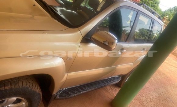 Sayi Na hannu Toyota Land Cruiser Prado Sauran Mota in Yaounde a Babban Kamaru Sayi Na hannu Toyota Land Cruiser Prado Sauran Mota in Yaounde a Babban Kamaru