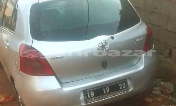 Acheter Neuf Voiture Toyota Yaris Gris à Yaoundé, Central Cameroon Acheter Neuf Voiture Toyota Yaris Gris à Yaoundé, Central Cameroon