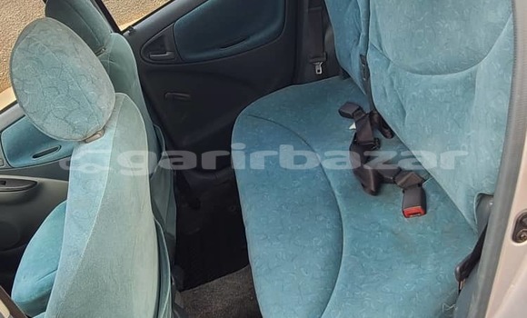 Buy Import Toyota Yaris Silver Car in Douala in Littoral Cameroon Buy Import Toyota Yaris Silver Car in Douala in Littoral Cameroon