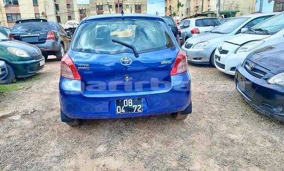 Sayi Na hannu Toyota Yaris Blue Mota in Yaounde a Babban Kamaru Sayi Na hannu Toyota Yaris Blue Mota in Yaounde a Babban Kamaru