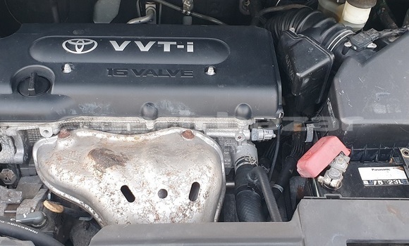 Sayi Na hannu Toyota Blade Black Mota in Yaounde a Babban Kamaru Sayi Na hannu Toyota Blade Black Mota in Yaounde a Babban Kamaru