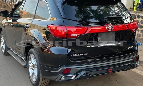 Buy Import Toyota Highlander Black Car in Yaounde in Central Cameroon Buy Import Toyota Highlander Black Car in Yaounde in Central Cameroon