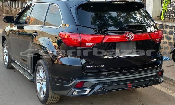 Buy Import Toyota Highlander Black Car in Yaounde in Central Cameroon Buy Import Toyota Highlander Black Car in Yaounde in Central Cameroon