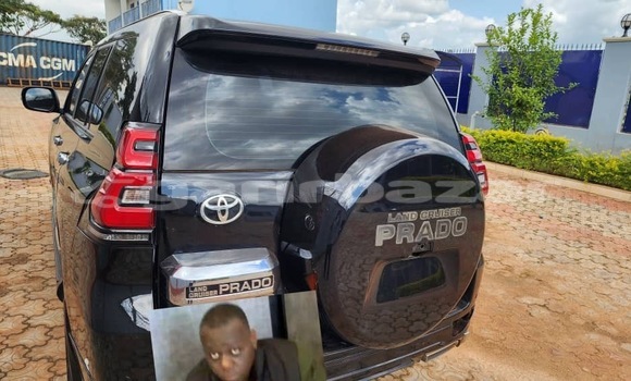 Buy Used Toyota Land Cruiser Prado Black Car in Yaounde in Central Cameroon