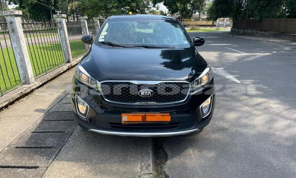 Sayi Na hannu Kia Sorento Black Mota in Douala a Ƙasar Kamaru Sayi Na hannu Kia Sorento Black Mota in Douala a Ƙasar Kamaru