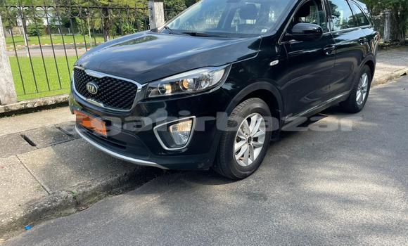 Sayi Na hannu Kia Sorento Black Mota in Douala a Ƙasar Kamaru Sayi Na hannu Kia Sorento Black Mota in Douala a Ƙasar Kamaru