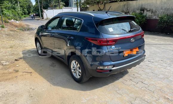 Buy Used Kia Sportage Blue Car in Douala in Littoral Cameroon Buy Used Kia Sportage Blue Car in Douala in Littoral Cameroon