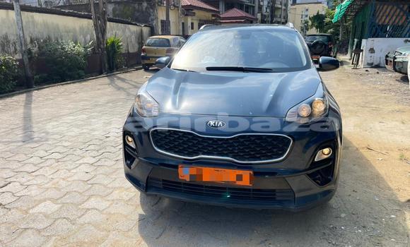 Buy Used Kia Sportage Blue Car in Douala in Littoral Cameroon Buy Used Kia Sportage Blue Car in Douala in Littoral Cameroon