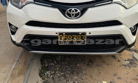 Buy Used Toyota RAV4 White Car in Douala in Littoral Cameroon Buy Used Toyota RAV4 White Car in Douala in Littoral Cameroon