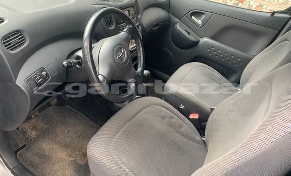 Acheter Import Voiture Toyota Yaris Verso Gris à Douala, Littoral Cameroon