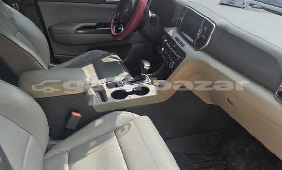 Sayi Na hannu Kia Sportage Azurfa Mota in Yaounde a Babban Kamaru Sayi Na hannu Kia Sportage Azurfa Mota in Yaounde a Babban Kamaru