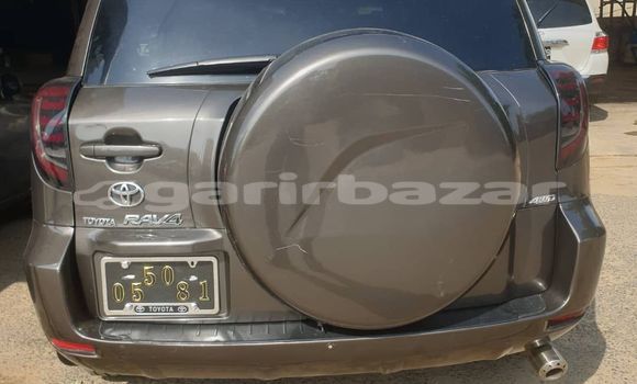 Acheter Occasion Voiture Toyota RAV4 Gris à Douala, Littoral Cameroon Acheter Occasion Voiture Toyota RAV4 Gris à Douala, Littoral Cameroon